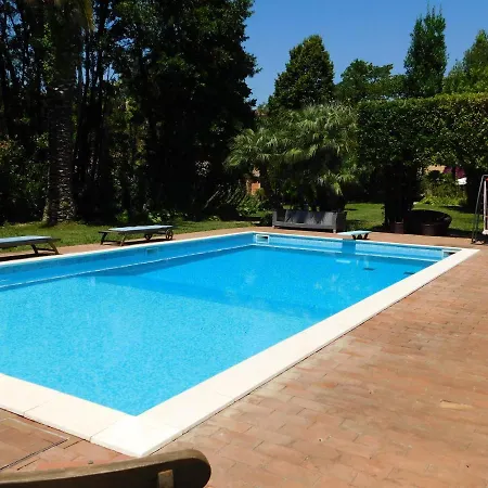 Appartamento Con Piscina Immersa Nel Verde Cascina Exterior photo